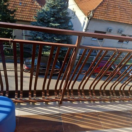 Cosy Rooftop Studio With Balcony Belgrado Exterior foto